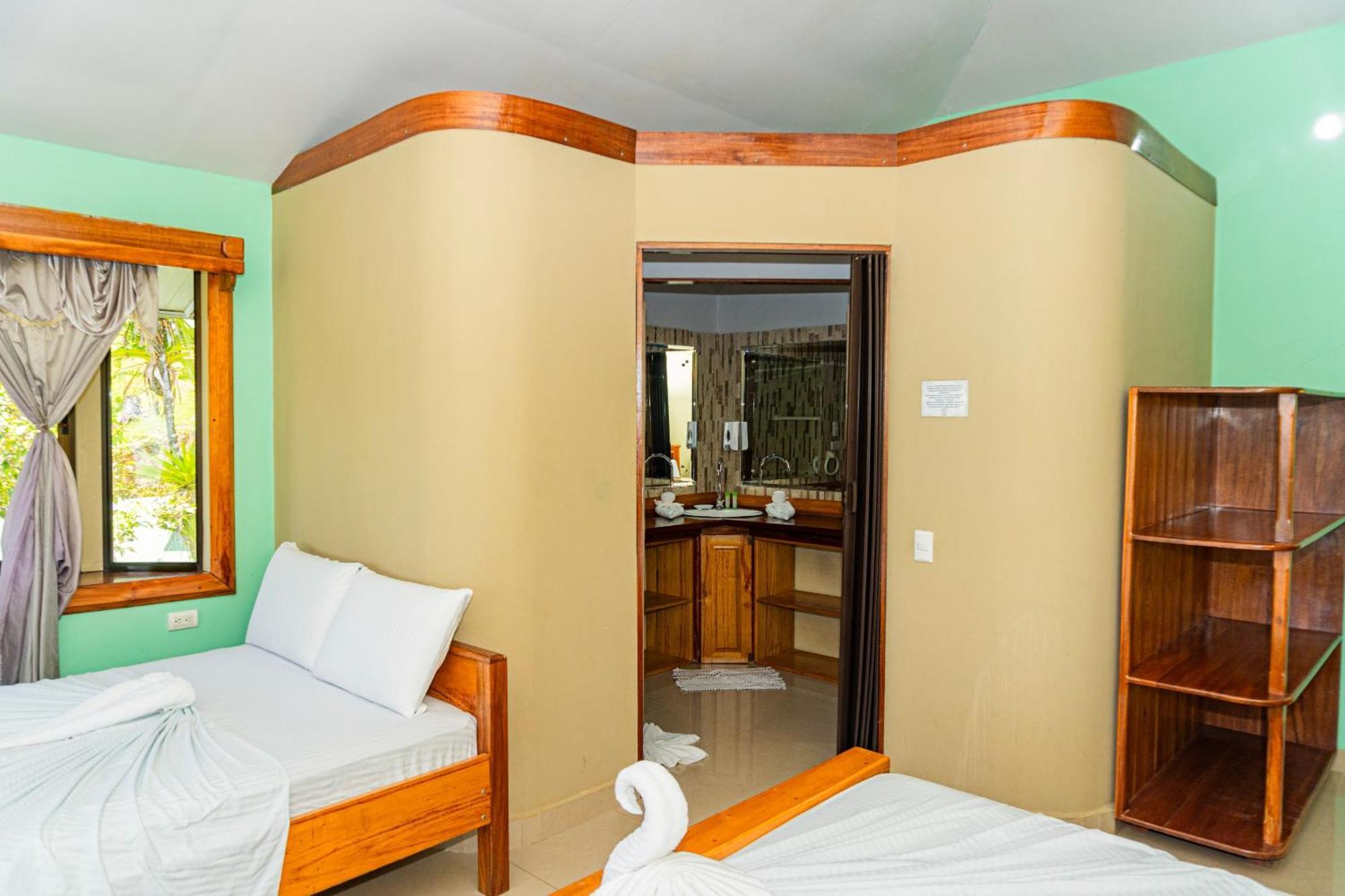 Hotel Rancho Corcovado Drakes Bay Екстериор снимка